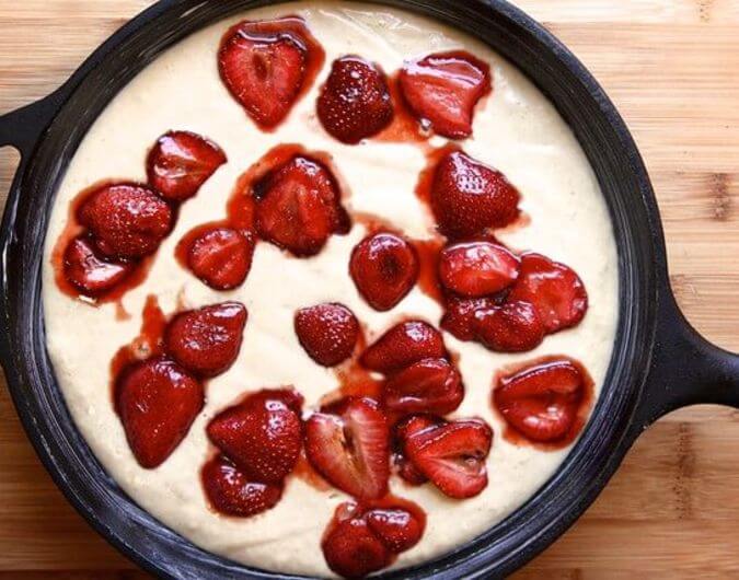 Strawberry Buttermilk Cake