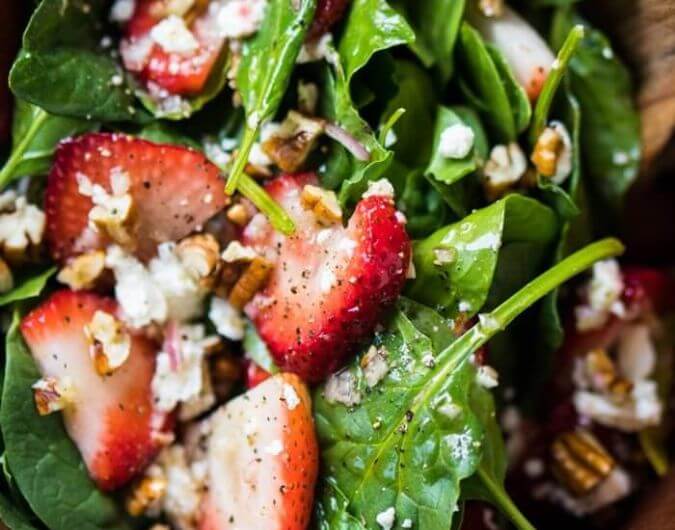 Paleo, Low Carb & Keto Strawberry Spinach Salad