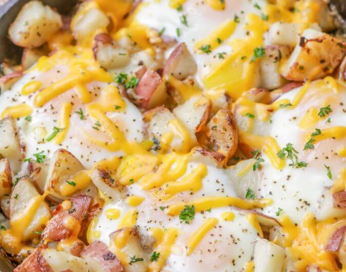 Baked Cheddar Eggs And Potatoes