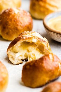 30 Pretzels To Blow Up Your Taste - 30 Pretzels To Blow Up Your Taste