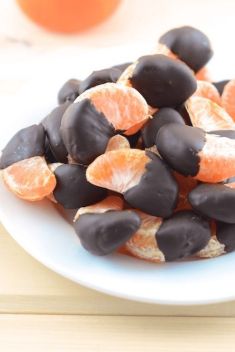 Fruit Bites: “Irresistible” Desserts and Snacks Of All - Fruit Bites: “Irresistible” Desserts and Snacks Of All