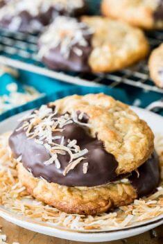 30 Chocolate Covered Sweets To Blow Up Your Taste - 30 Chocolate Covered Sweets To Blow Up Your Taste