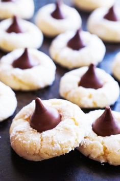 30 Best Kiss Cookies (Blossoms) To Blow Your Mind - 30 Best Kiss Cookies (Blossoms) To Blow Your Mind