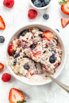 30 “Must-Serve” Quinoa Breakfast Bowls - 30 “Must-Serve” Quinoa Breakfast Bowls