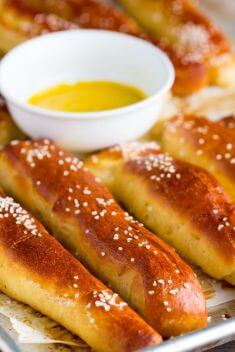 30 Pretzels To Blow Up Your Taste - 30 Pretzels To Blow Up Your Taste