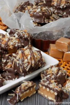 30 Pretzels To Blow Up Your Taste - 30 Pretzels To Blow Up Your Taste