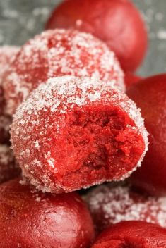 30 “Mesmerizing” Red Velvet Desserts and Snacks - 30 “Mesmerizing” Red Velvet Desserts and Snacks