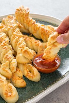 30 Best Breadsticks To Jazz Up Boring Breakfast - 30 Best Breadsticks To Jazz Up Boring Breakfast