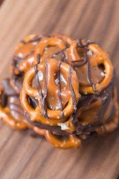 30 Pretzels To Blow Up Your Taste - 30 Pretzels To Blow Up Your Taste