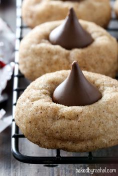 30 Best Kiss Cookies (Blossoms) To Blow Your Mind - 30 Best Kiss Cookies (Blossoms) To Blow Your Mind