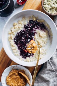 30 “Must-Serve” Quinoa Breakfast Bowls - 30 “Must-Serve” Quinoa Breakfast Bowls