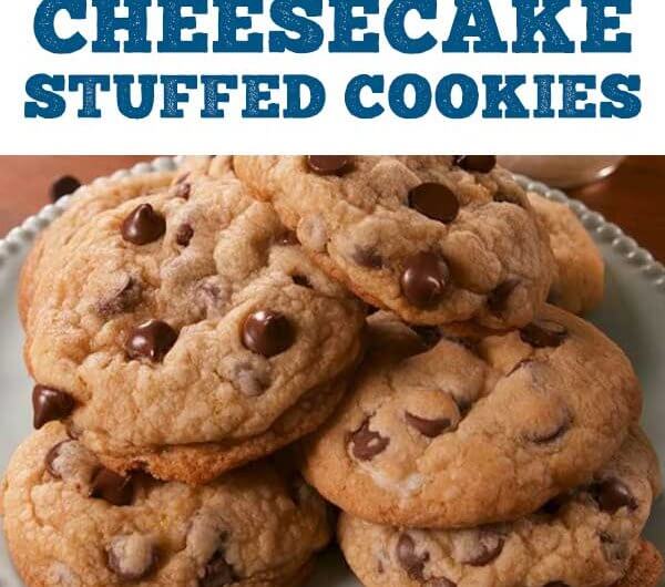 Cheesecake Stuffed Cookies